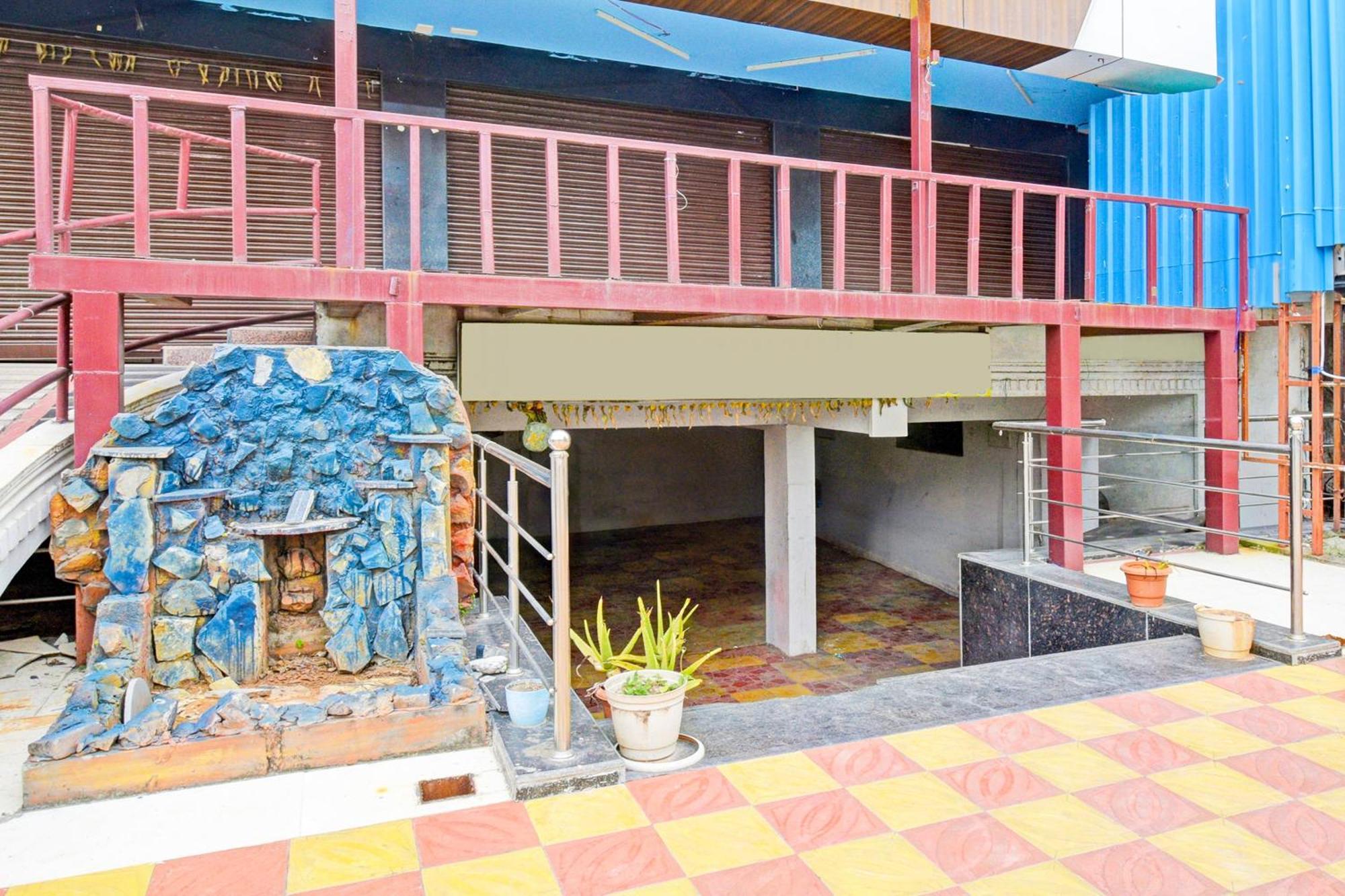 Super Townhouse Mancherial Mancheral Exterior photo