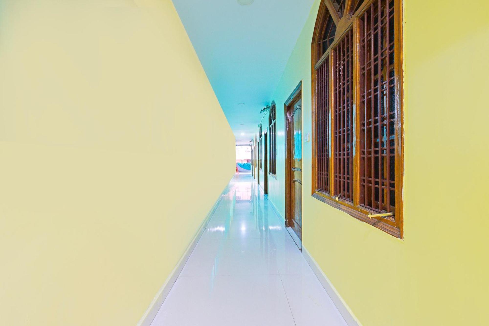 Super Townhouse Mancherial Mancheral Exterior photo