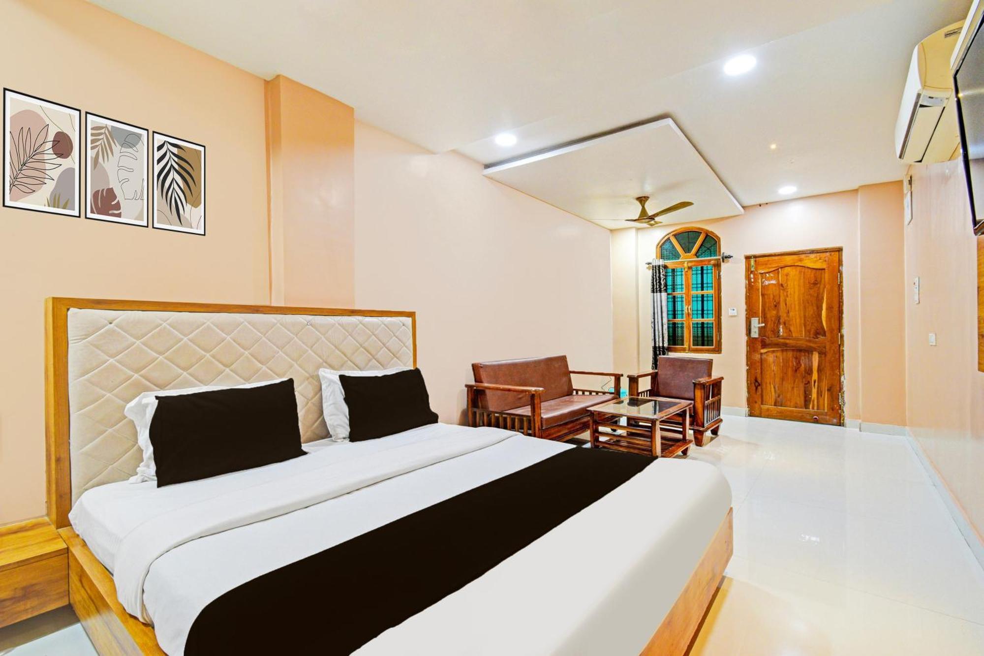 Super Townhouse Mancherial Mancheral Exterior photo